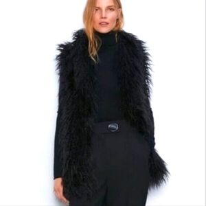 Zara Black Faux Fur Vest